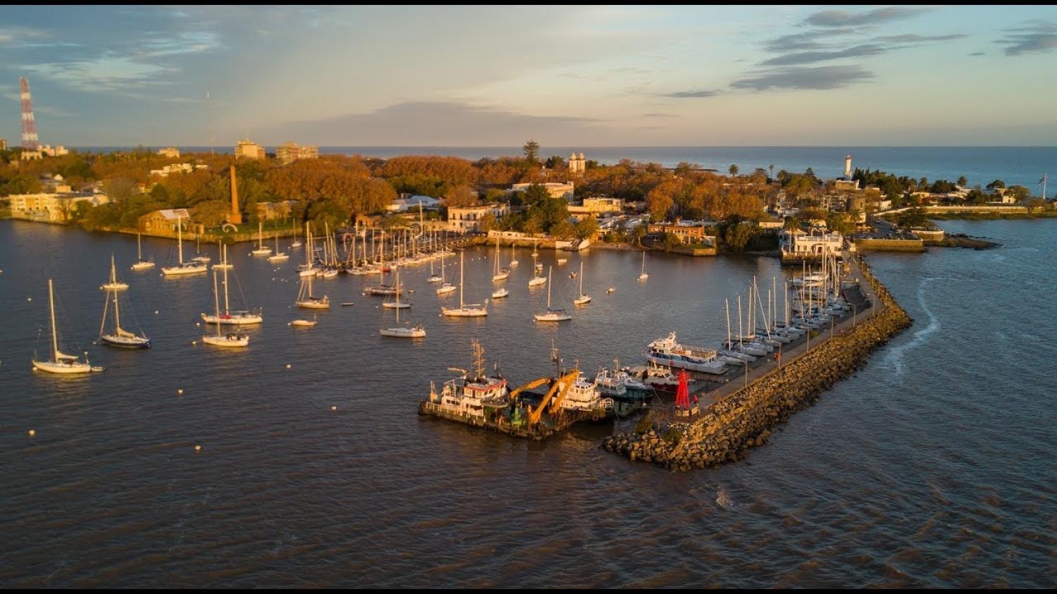 Travesía en velero a Colonia del Sacramento