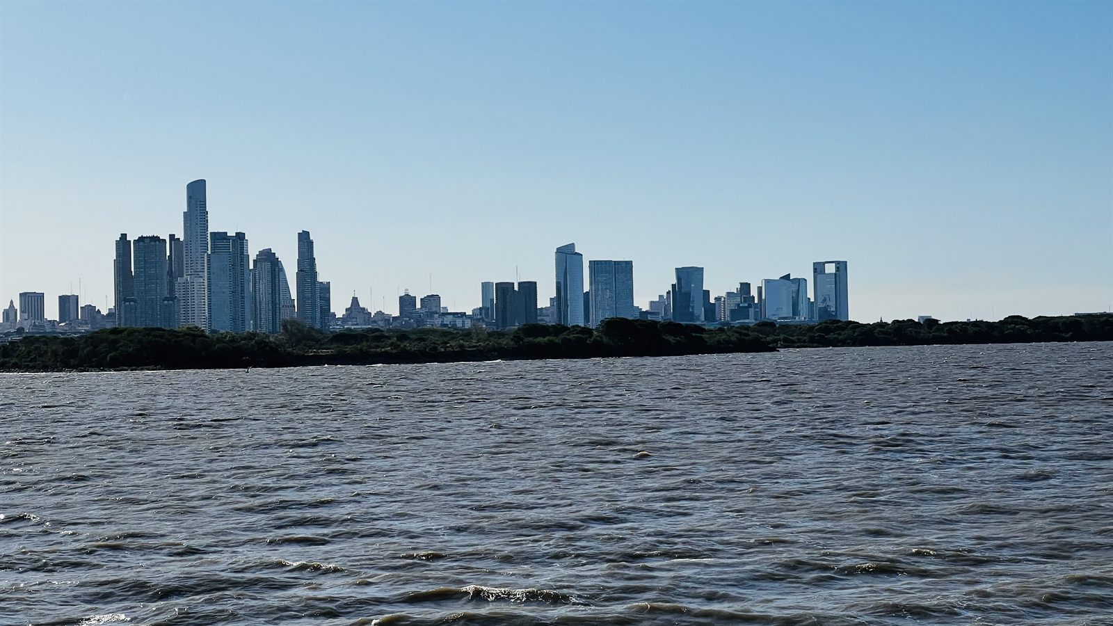 Paseo en velero en Buenos Aires